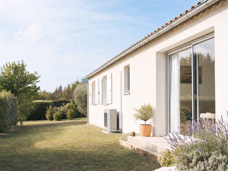 Maison individuelle française avec pompe à chaleur